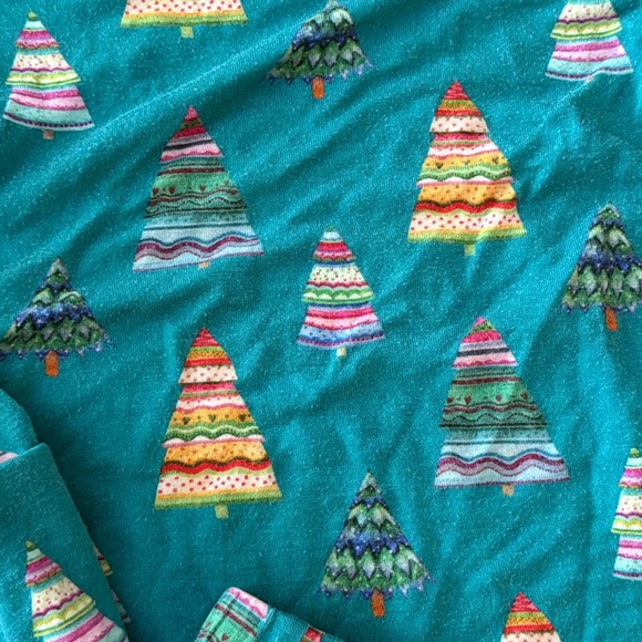 2 Posh peanut pajama sets play cond 12-18 mth lots of life left so soft bamboo - Picture 3 of 6